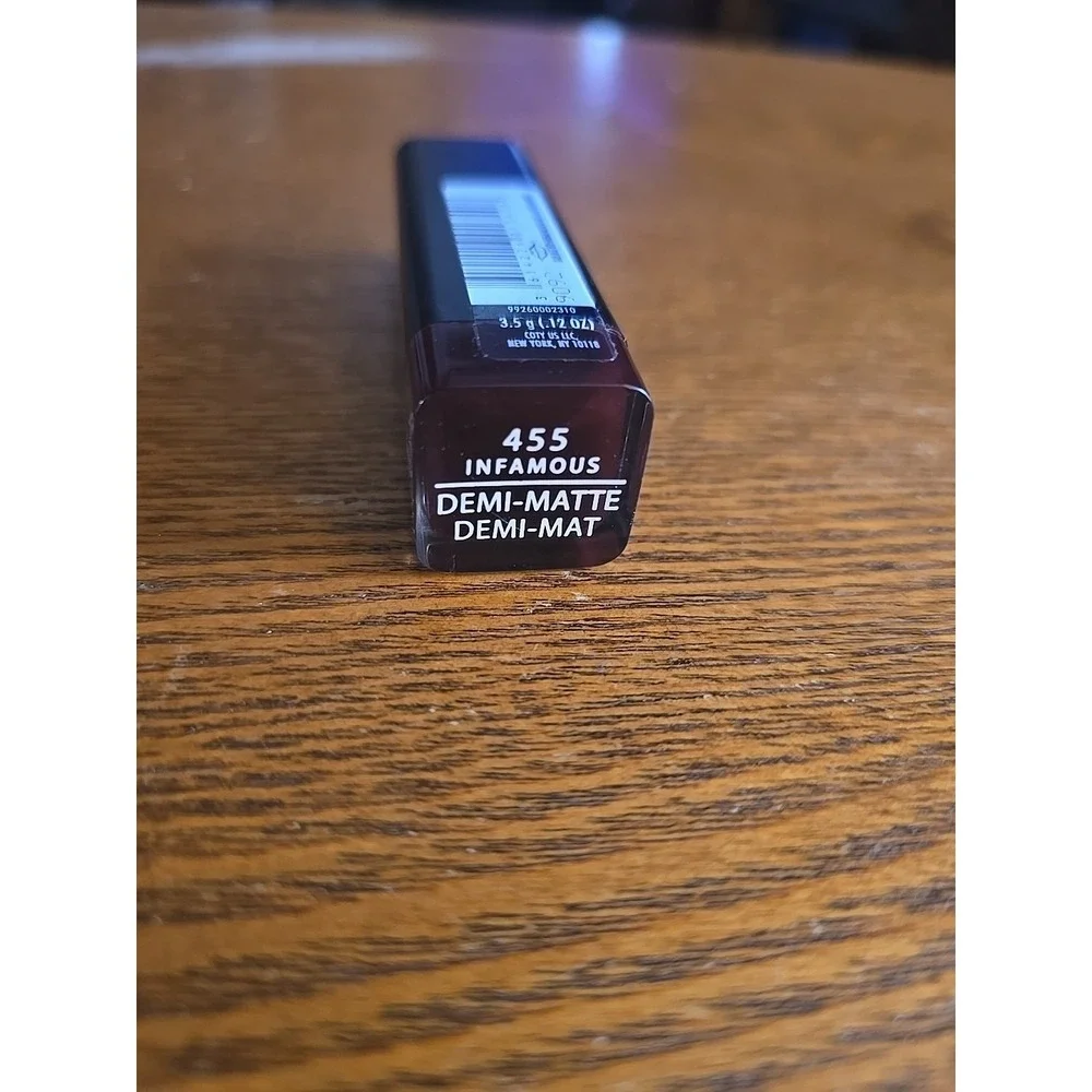 COVERGIRL‎ Exhibitionist Demi Matte Lipstick- 455 Infamous -0.12 oz